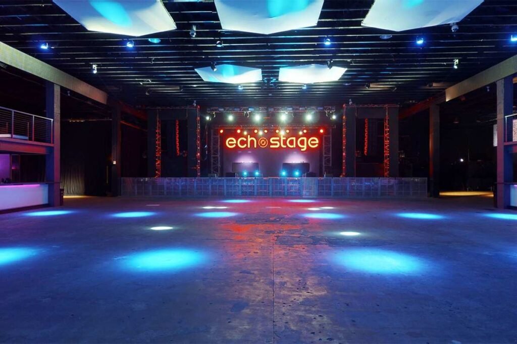 Echostage